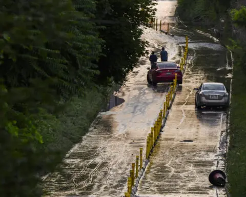 Toronto cleans up after storm as Trudeau says better infrastructure needed for future