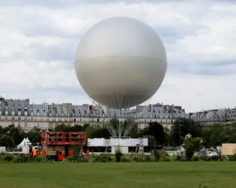 Olympics-Paris 2024 opening ceremony will see  big police presence but no changes after Trump attack, official says
