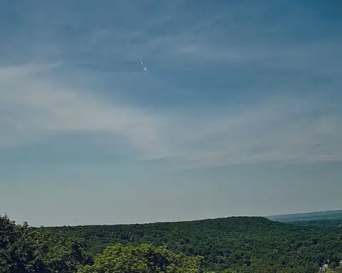 What is known about the daytime fireball seen over the New York metropolitan area