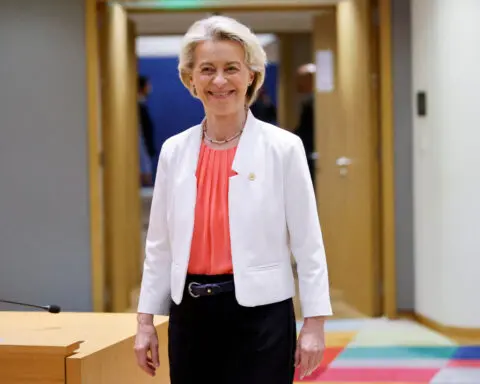 Von der Leyen pledges air shield in new EU defence push