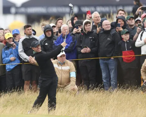 McIlroy, DeChambeau stumble badly out of the gates at British Open