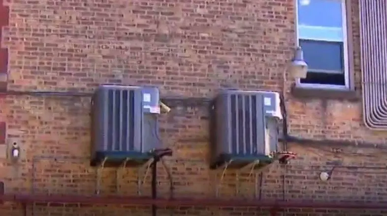 Thieves steal copper from air conditioners at 2 small businesses in Chicago's Beverly neighborhood