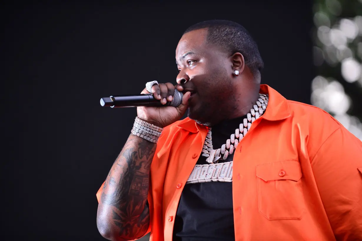 Rapper Sean Kingston and his mother face federal wire fraud charges