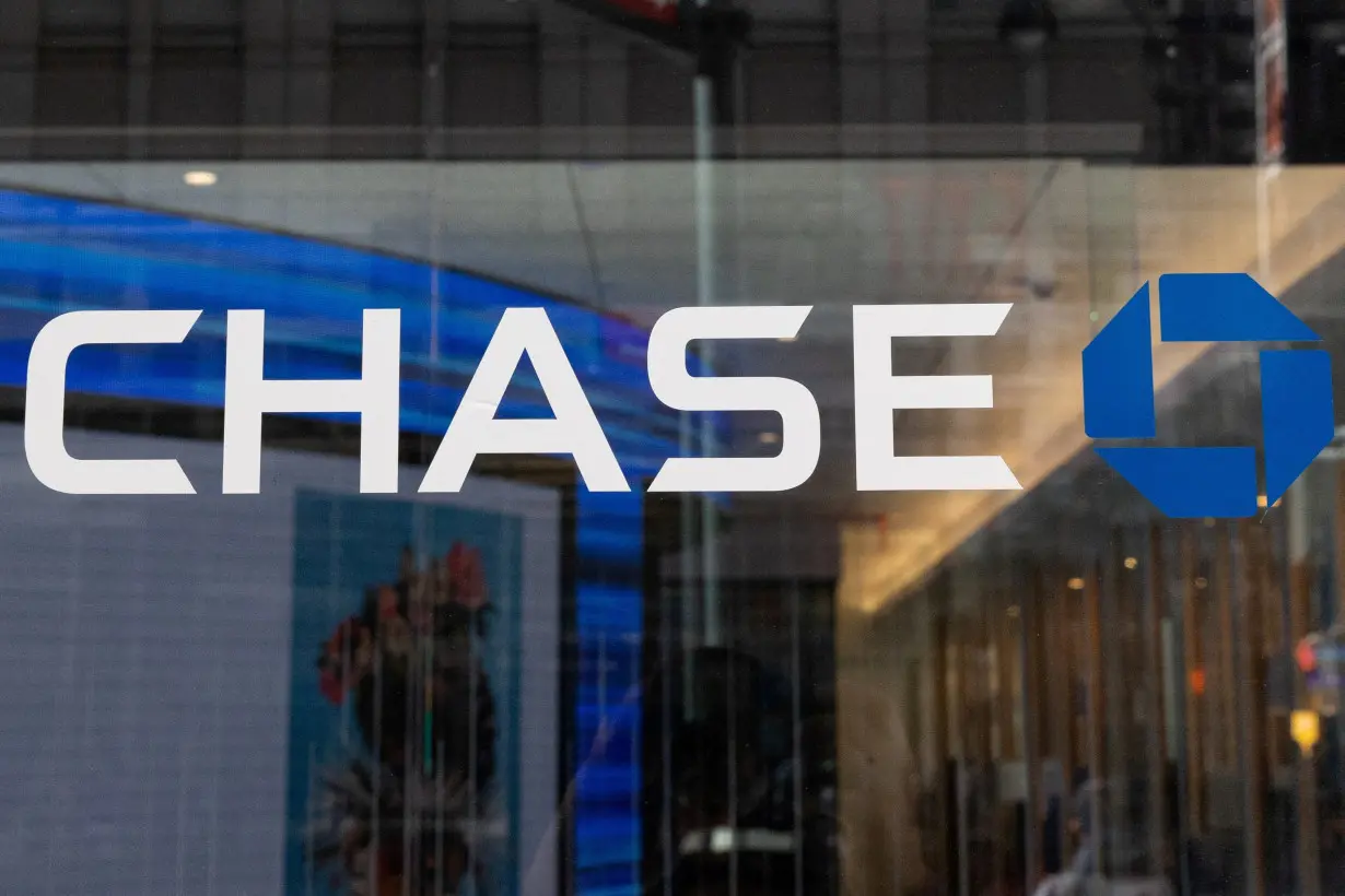 FILE PHOTO: JPMorgan Chase Bank in New York