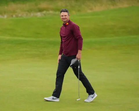 Golf-Rose gutted as Open bid ends in gallant failure