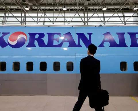 Korean Air set to order about 20 Boeing 777X jets, sources say