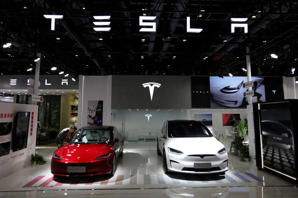 FILE PHOTO: FILE PHOTO: Tesla's new Model 3 in Beijing