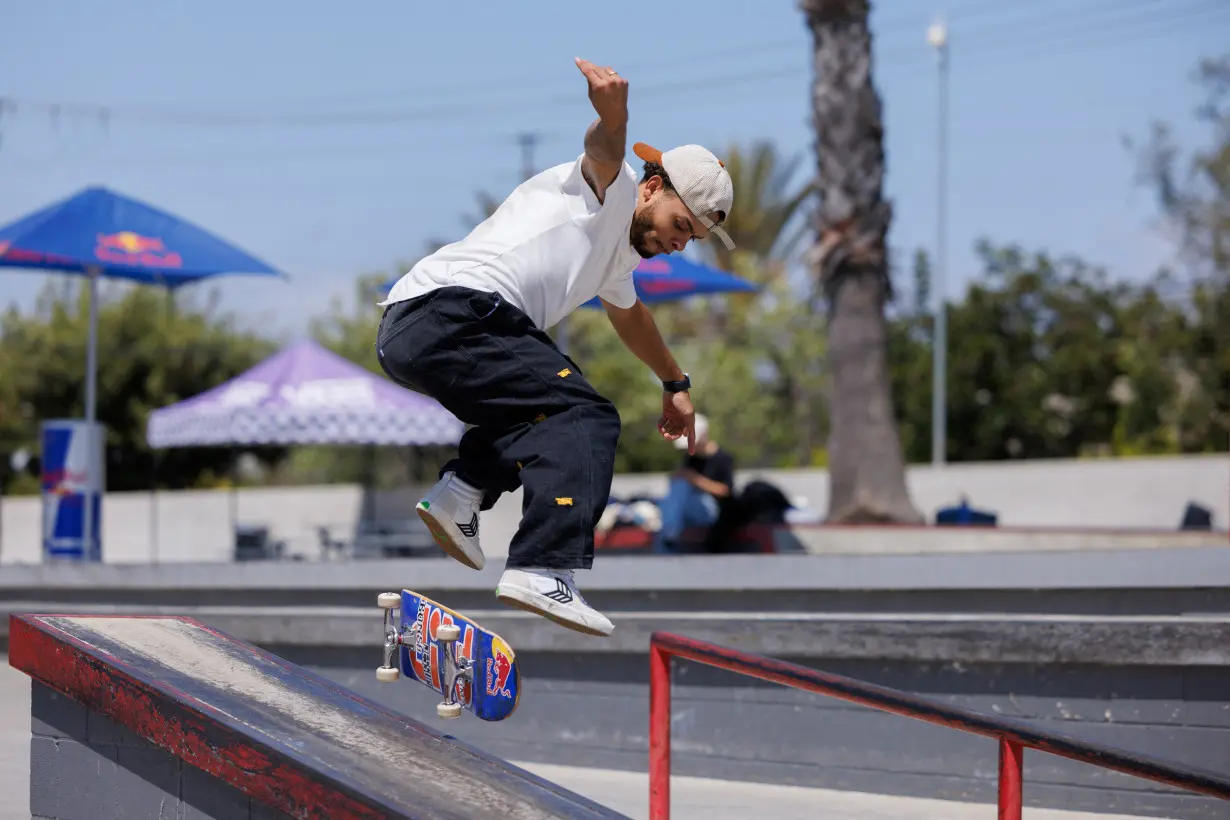 Olympics-Skateboarding's reputation does a 180 as it rolls into Paris