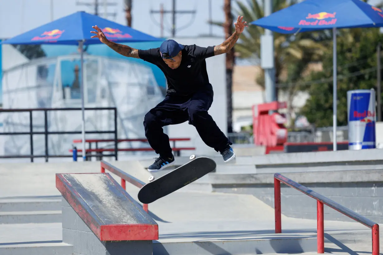 Olympics-Skateboarding's reputation does a 180 as it rolls into Paris