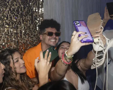 As doctors leave Puerto Rico in droves, a rapper tries to fill the gaps