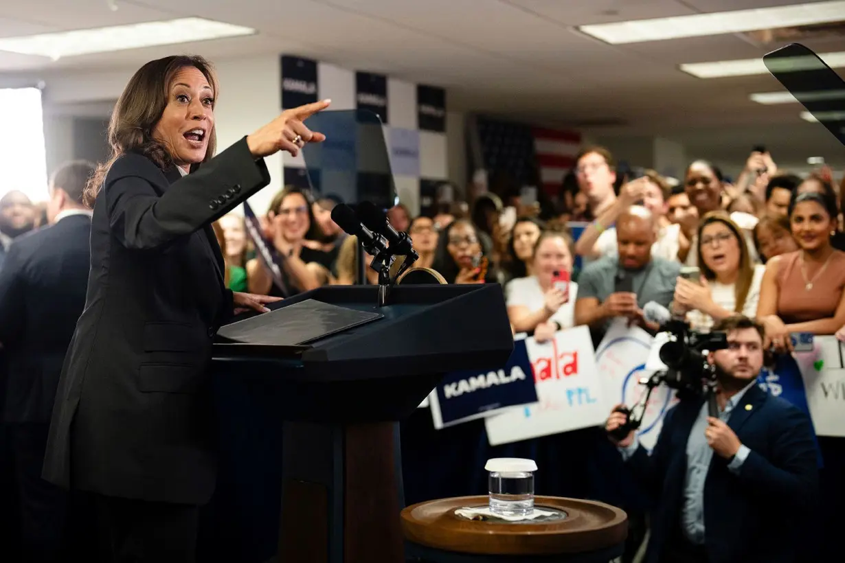 Harris eyes changes at campaign headquarters while wary of drama