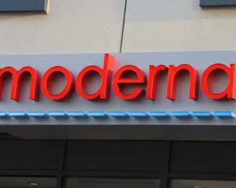 Moderna co-founder Robert Langer to step down from vaccine maker's board