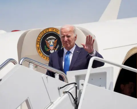 Biden heads to Washington after COVID, ending campaign
