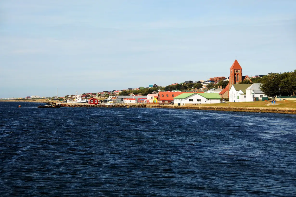 At least 6 dead, 7 missing as fishing vessel carrying 27 sinks off Falkland Islands