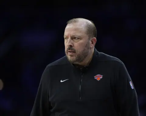 Tom Thibodeau, 2-time NBA Coach of the Year, agrees to 3-year extension with Knicks, AP source says