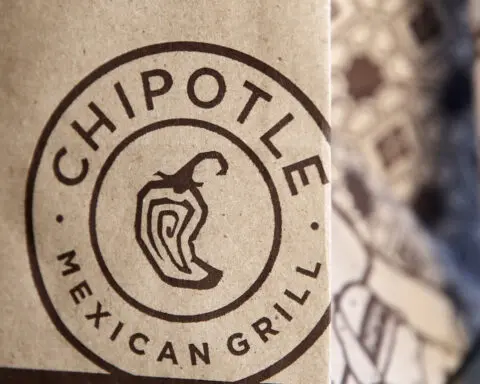 Chipotle tops quarterly estimates, warns of margin pressure going forward