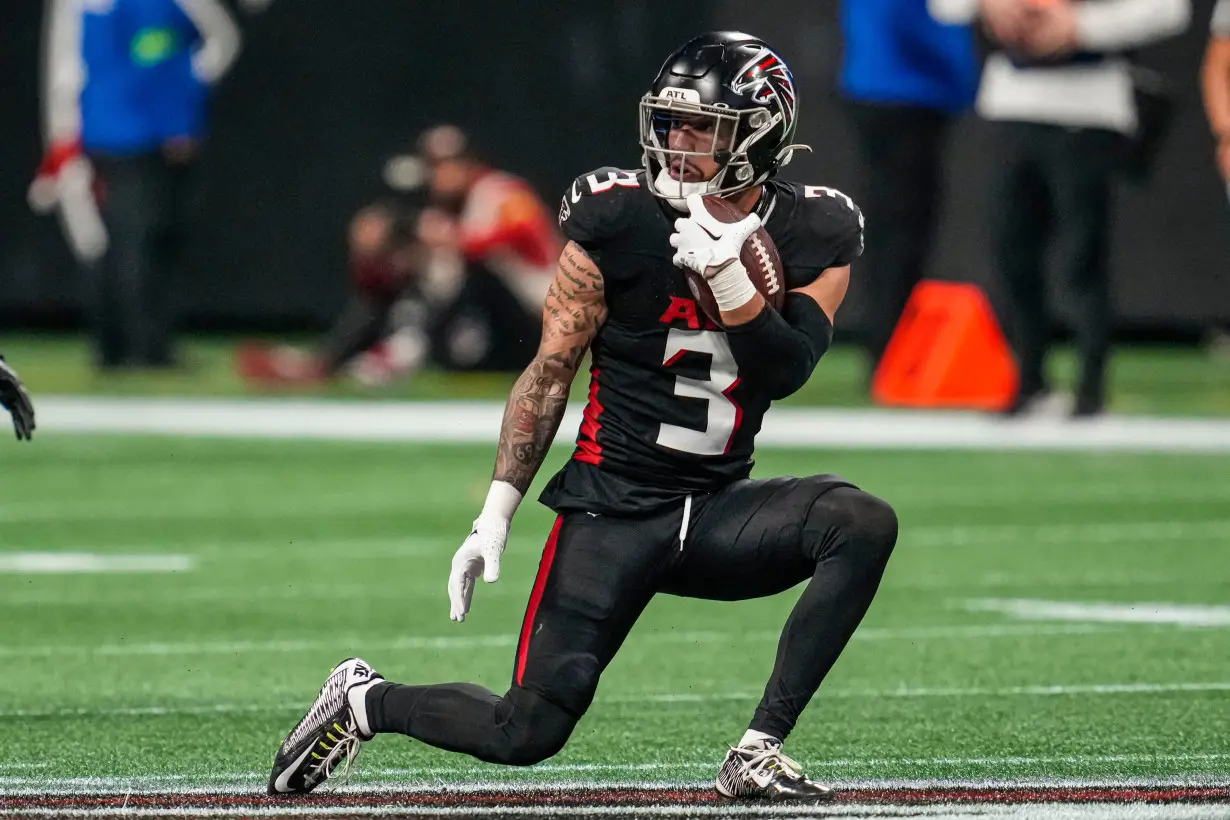 Falcons feeling energy of fresh start under Raheem Morris