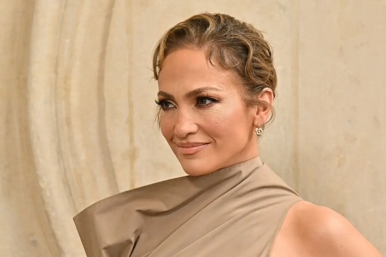 Jennifer Lopez's 'Bridgerton'-themed birthday bash had horses, of course