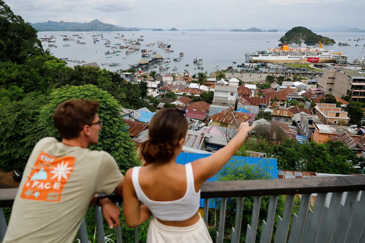 General view of Labuan Bajo