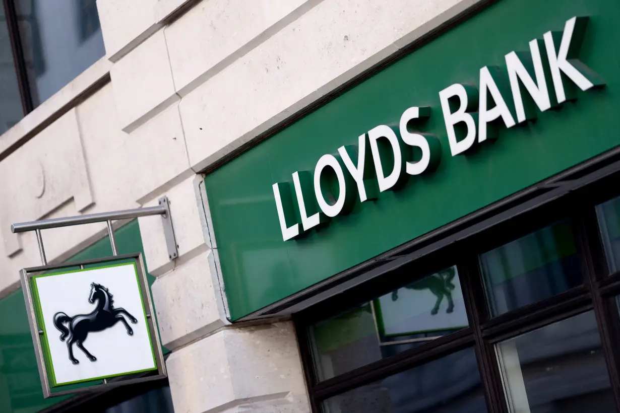 Four UK high street banks broke retail competition rules, watchdog says