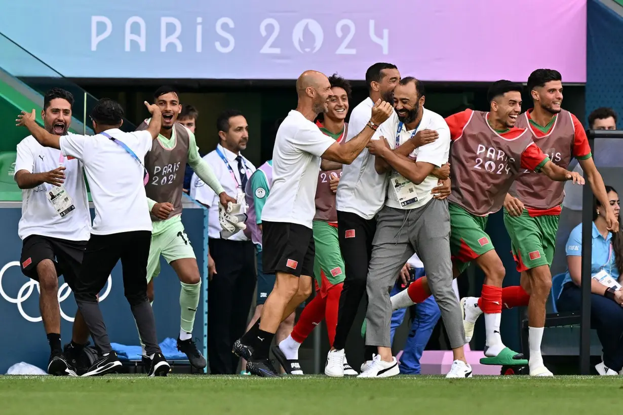 Argentina coach slams 'circus' as chaos descends on Olympic soccer opener