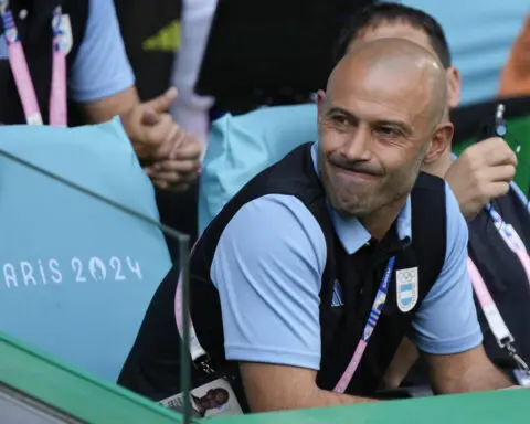 Argentina coach slams chaotic 'scandal' at Olympic soccer match vs Morocco