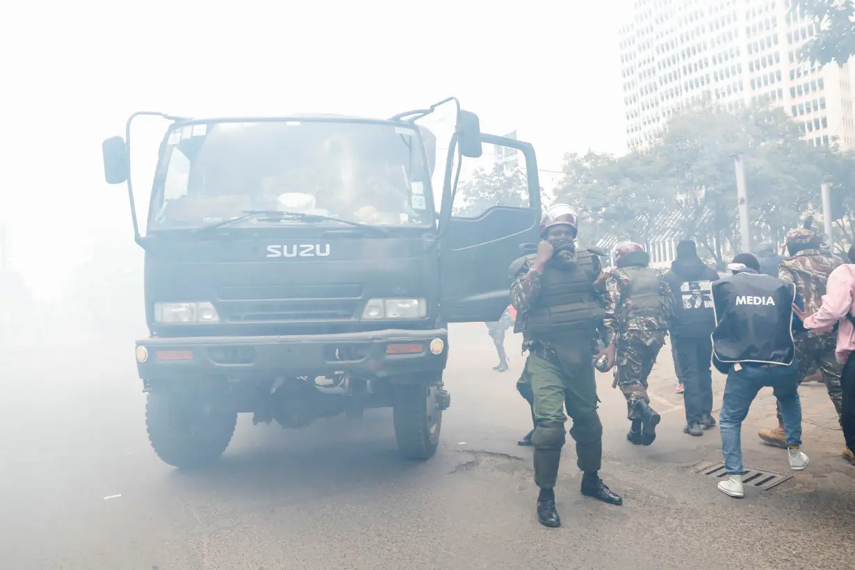 Kenyan protesters detained in march to honour fallen comrades