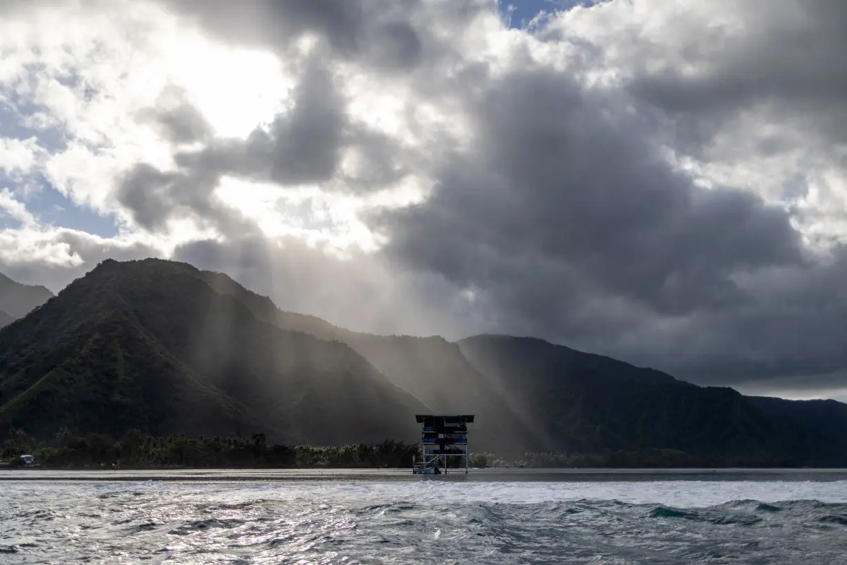 Olympics-Surfing-Good waves expected to kick off Tahiti surfing, ISA head says