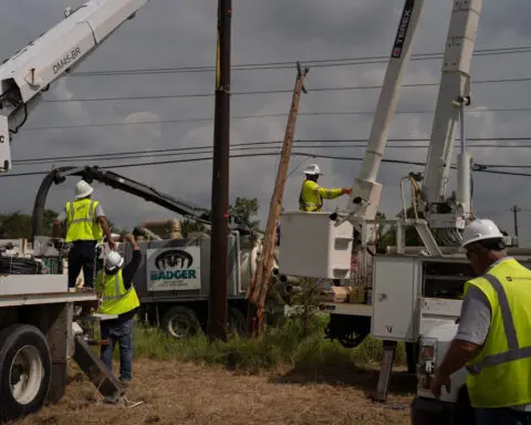 CenterPoint Energy officials apologize after lengthy Houston power outages from Hurricane Beryl