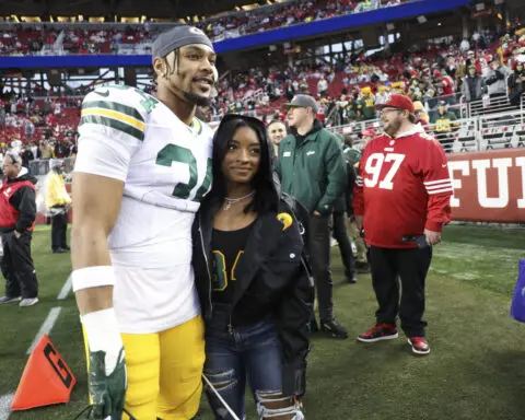 Bears safety Jonathan Owens taking break from camp to support wife Simone Biles at the Olympics