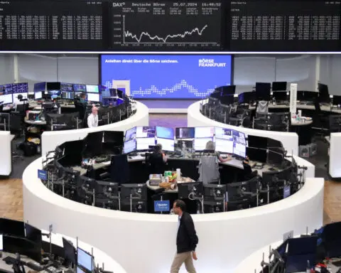 European shares end higher as earnings barrage impresses