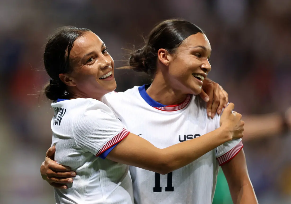 Football - Women's Group B - United States of America vs Zambia