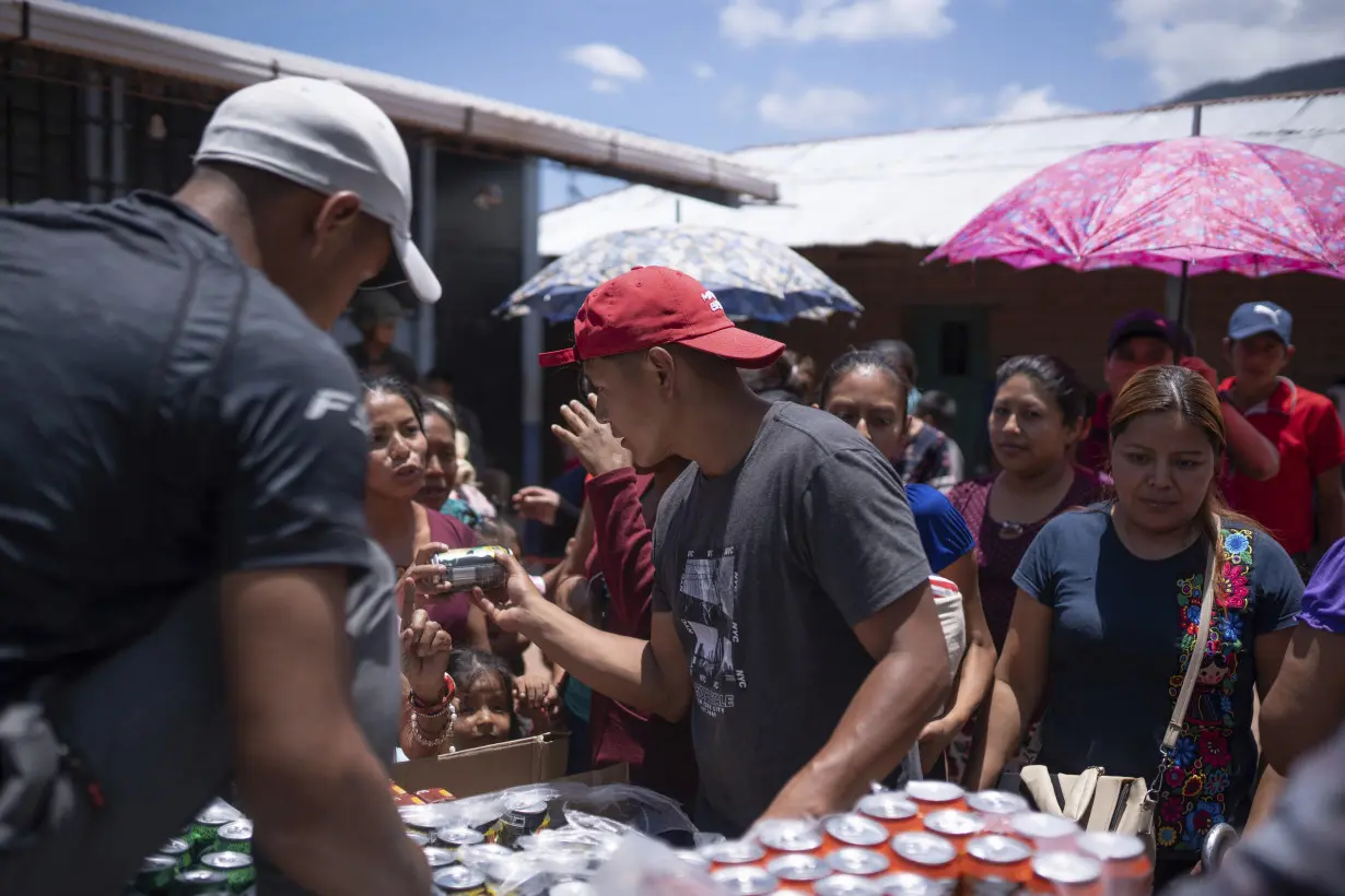 Mexico's president downplays cartel violence that drove nearly 600 Mexicans into Guatemala