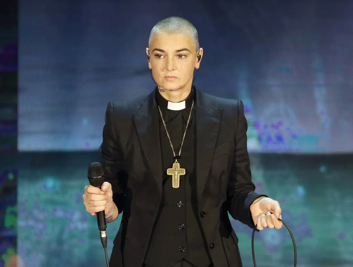 People Sinead O'Connor Wax Figure