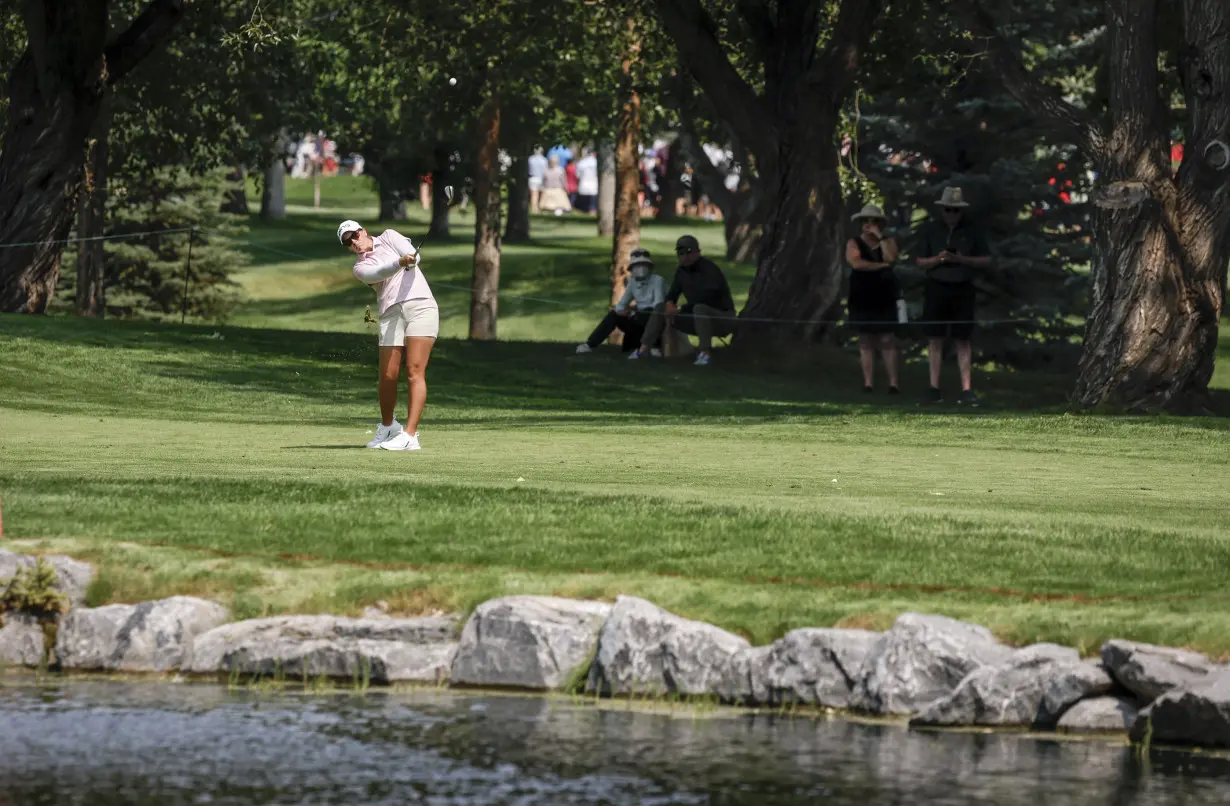 Coughlin holds into CPKC Women’s Open lead; Canadian star Henderson derailed by closing bogeys