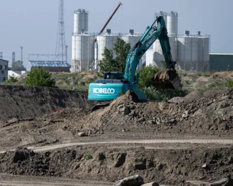 Hungary to allow nuclear plant to exceed Danube water temperature limit