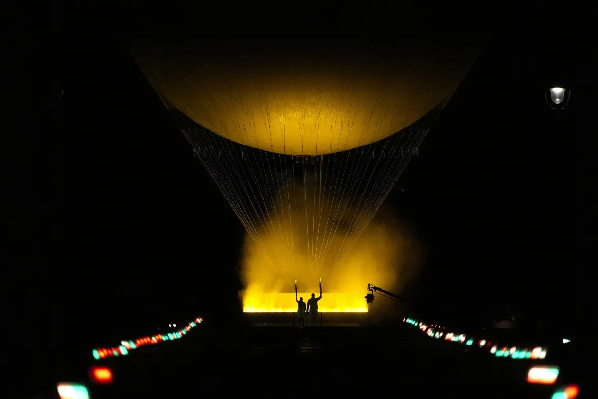 Olympic cauldron to rise into Paris skies each night