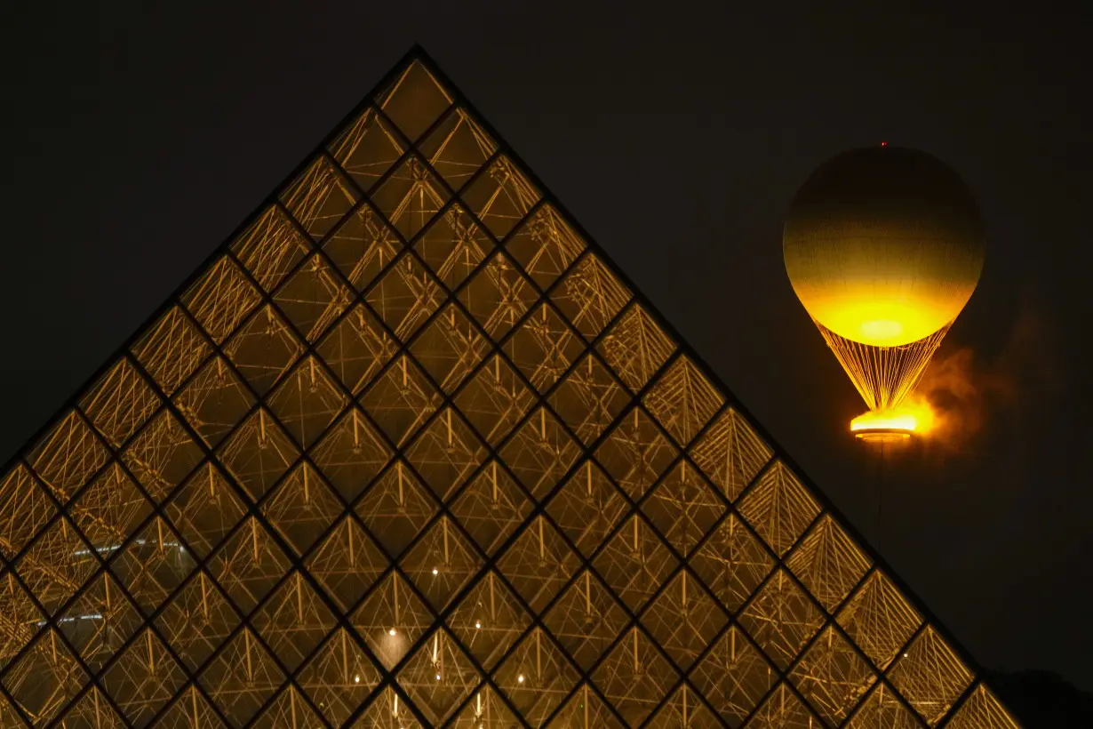 Olympic cauldron to rise into Paris skies each night