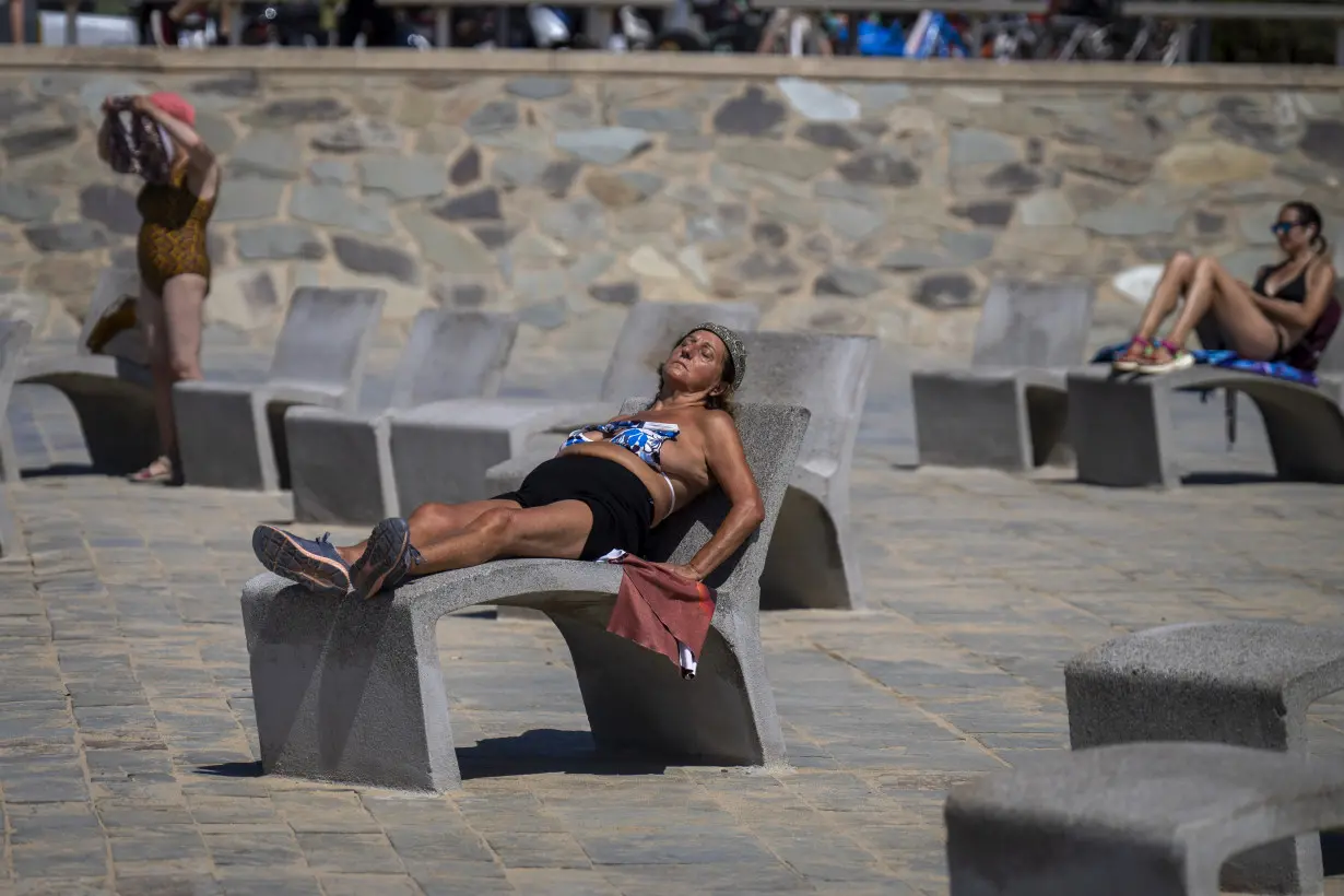 Life and death in the heat. What it feels like when Earth's temperatures soar to record highs