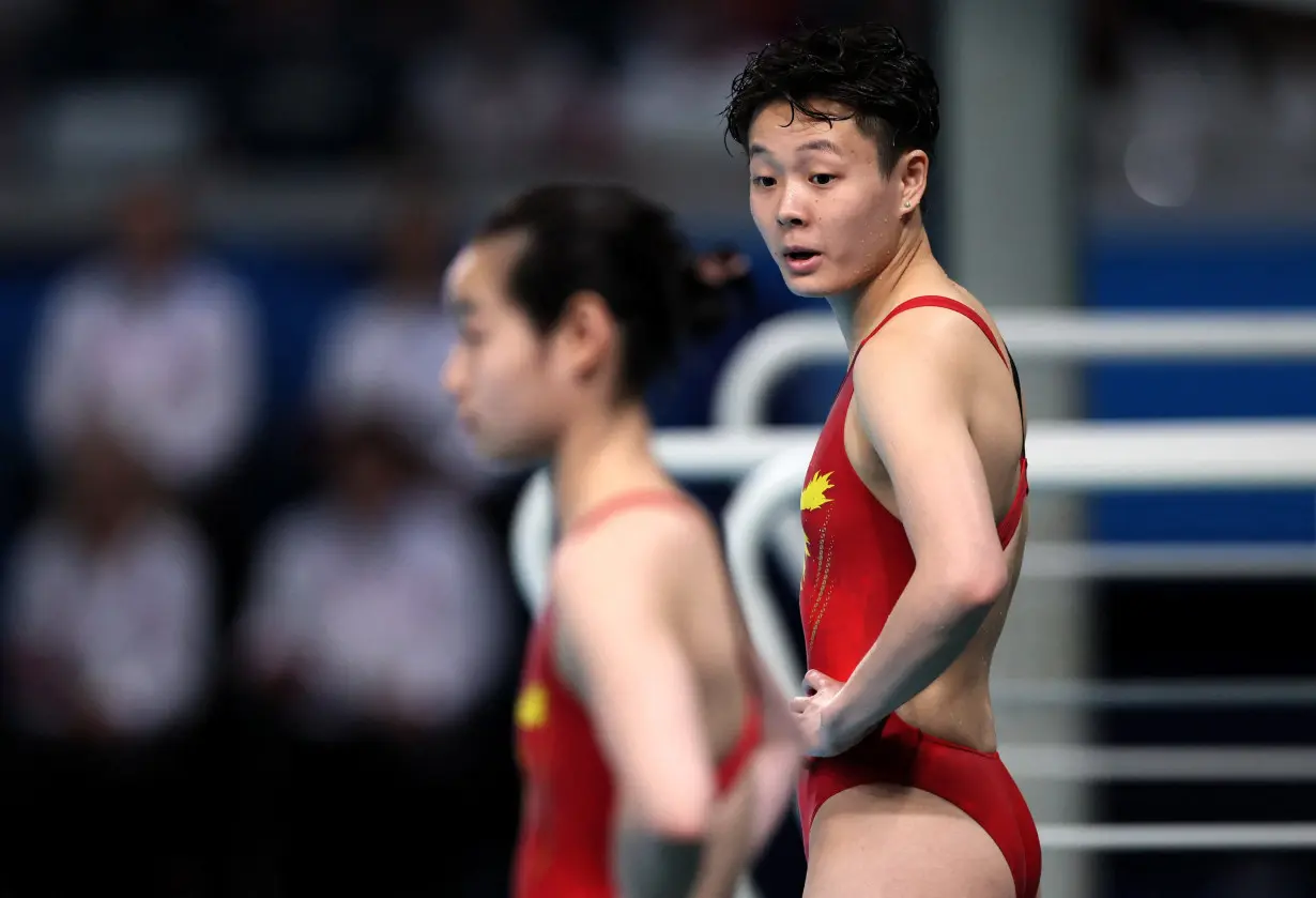 Olympics-Diving-Chinese women win first gold in clean sweep bid