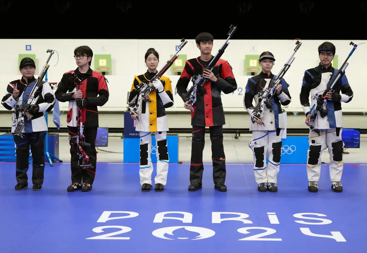 Olympics-Shooting-Chinese teen duo gun down first gold in Paris