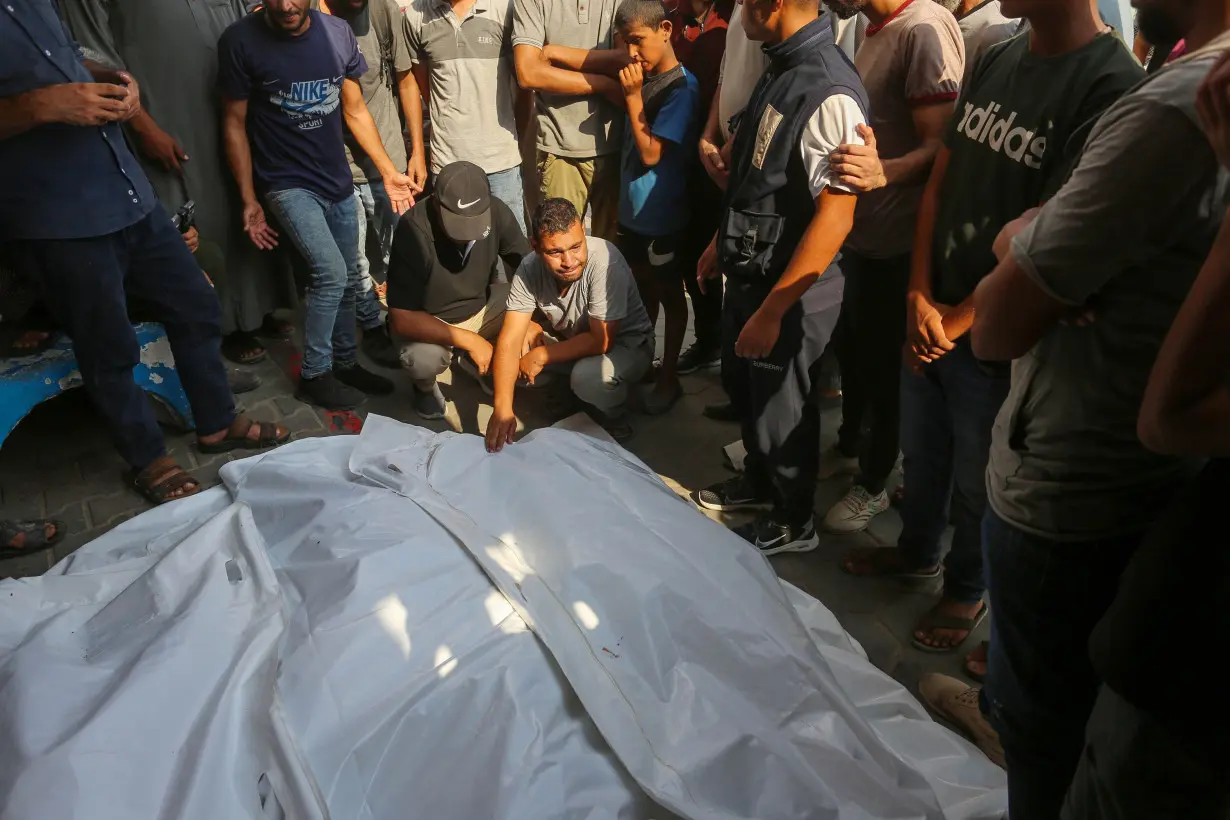 At least 30 killed in an Israeli airstrike on a school in Gaza, Palestinian officials say