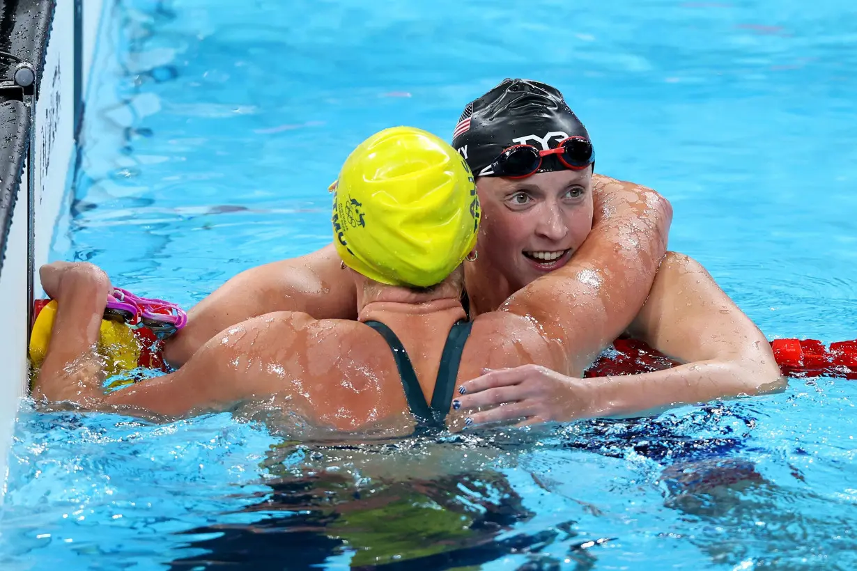 The showdown that wasn’t: Ariarne Titmus easily bests Katie Ledecky in hotly anticipated rematch