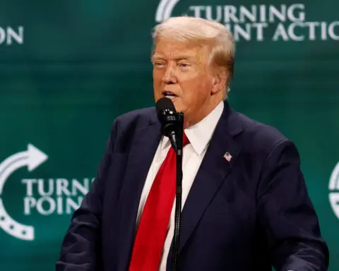Bitcoin price dips as Trump addresses crypto audience