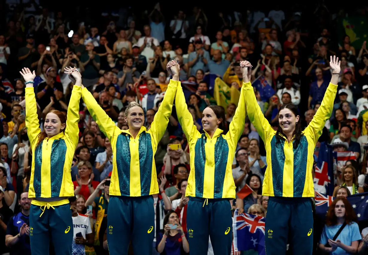 Swimming - Women's 4x100m Free Relay Victory Ceremony