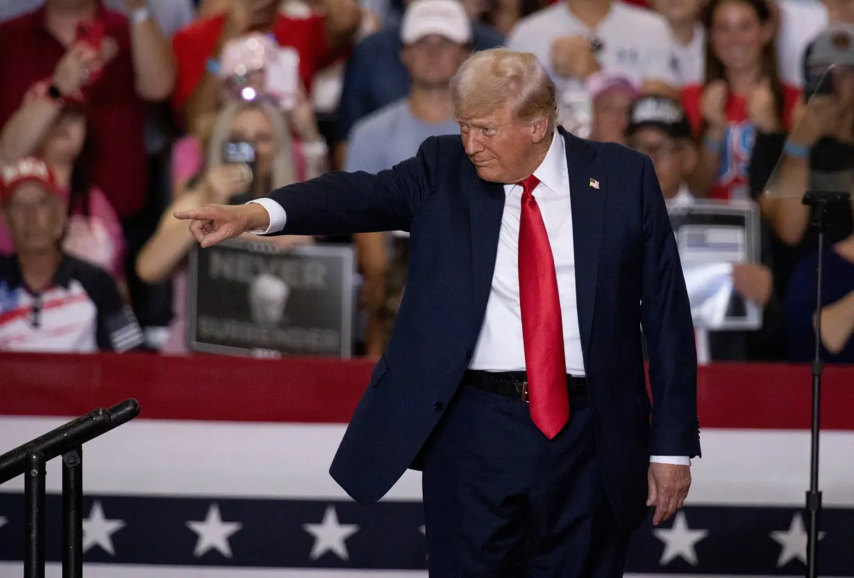 Republican presidential nominee Trump and U.S. Senator Vance hold a rally in Minnesota