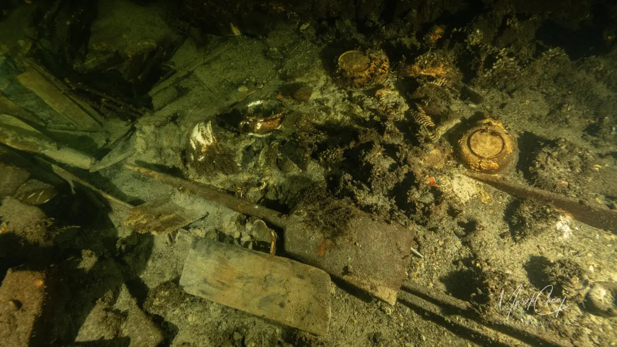 Champagne-laden shipwreck found by Polish divers in Baltic Sea