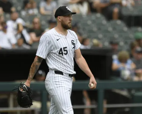 Another 14-game losing streak (and counting) has White Sox on pace to match 1962 Mets for futility