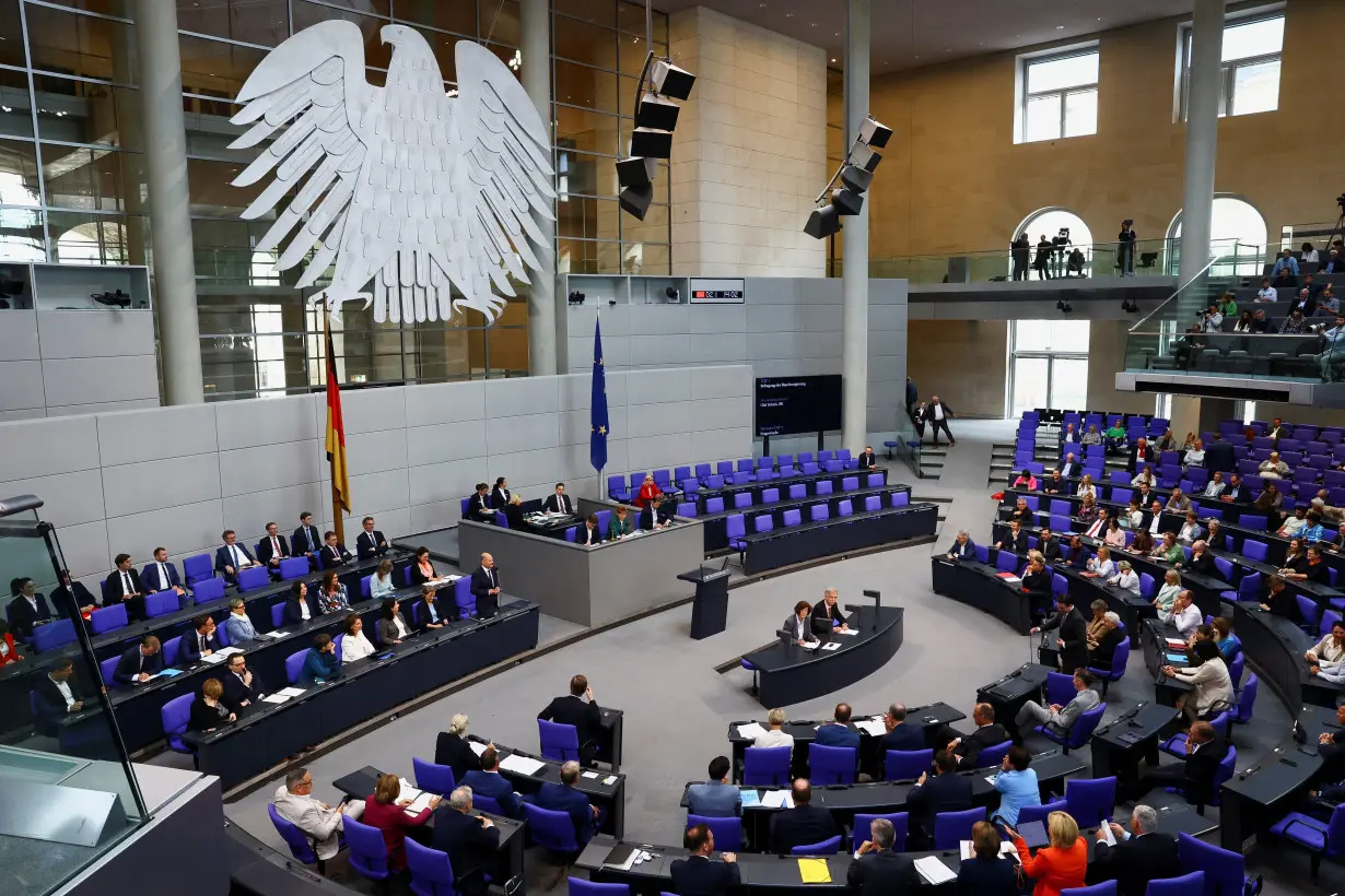 Plenum session of the lower house of parliament in the Bundestag, Berlin