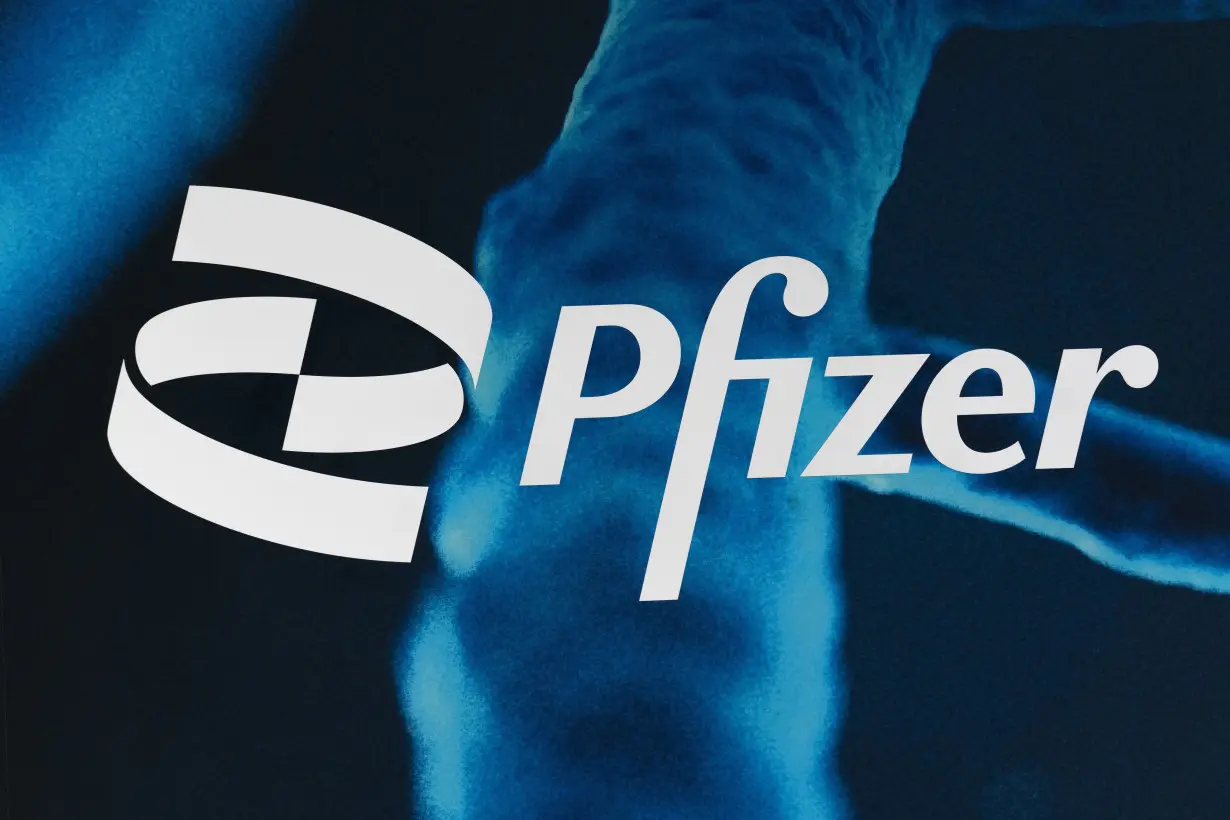 Earns Pfizer